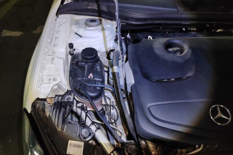 Used Mercedes-Benz GLA 2019 GLA 200 Dynamic Edition Engine Bay Right