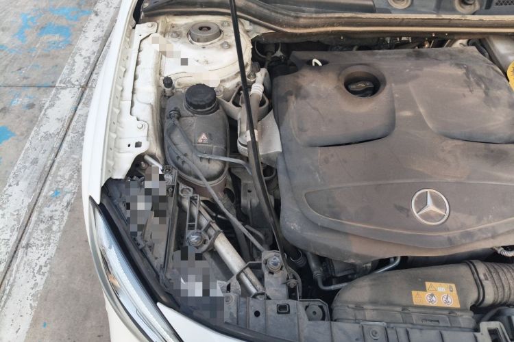 Used Mercedes-Benz GLA 2019 GLA 200 Fashion Model Engine Bay Right