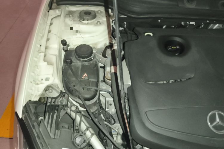 Used Mercedes-Benz GLA 2019 GLA 200 Dynamic Edition Engine Bay Right