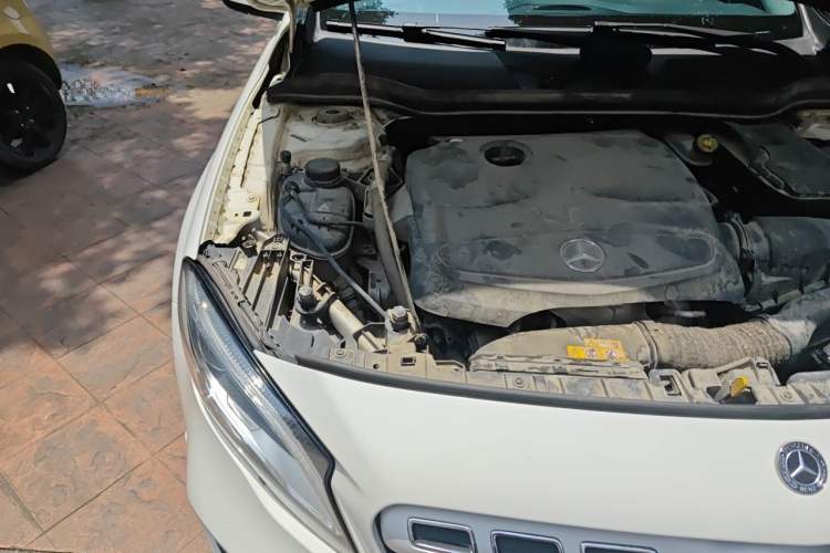 Used Mercedes-Benz GLA 2019 GLA 200 Fashion Model Engine Bay Right