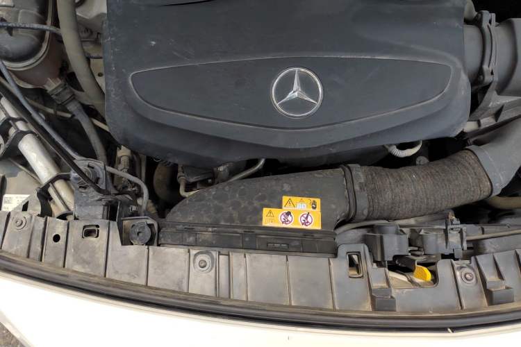 Used Mercedes-Benz GLA 2019 GLA 200 Fashion Model Engine Bay Right