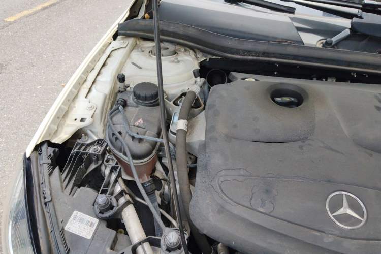 Used Mercedes-Benz GLA 2019 GLA 200 Dynamic Edition Engine Bay Right