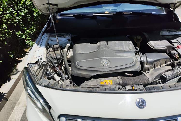 Used Mercedes-Benz GLA 2019 GLA 200 Fashion Model Engine Bay Right