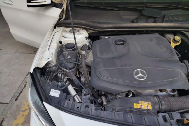 Used Mercedes-Benz GLA 2019 GLA 200 Dynamic Edition Engine Bay Right