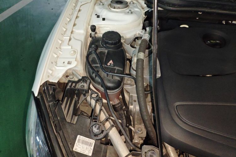 Used Mercedes-Benz GLA 2019 GLA 200 Dynamic Edition Engine Bay Right