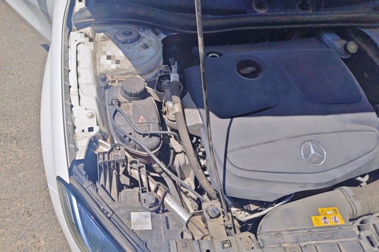 Used Mercedes-Benz GLA 2019 GLA 200 Dynamic Edition Engine Bay Right