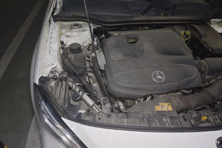Used Mercedes-Benz GLA 2019 GLA 200 Fashion Model Engine Bay Right