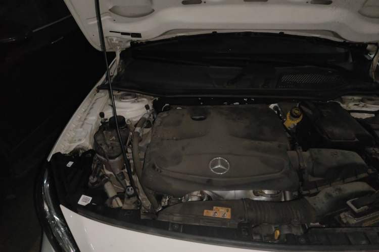 Used Mercedes-Benz GLA 2019 GLA 200 Fashion Model Engine Bay Right