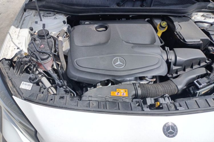 Used Mercedes-Benz GLA 2019 GLA 200 Dynamic Edition Engine Bay Right
