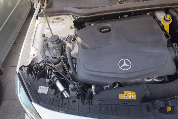 Used Mercedes-Benz GLA 2019 GLA 200 Dynamic Edition Engine Bay Right