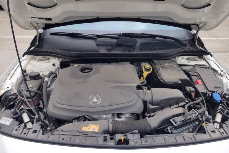 Used Mercedes-Benz GLA 2019 GLA 200 Dynamic Edition Engine Bay