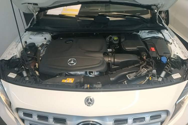 Used Mercedes-Benz GLA 2019 GLA 200 Dynamic Edition Engine Bay