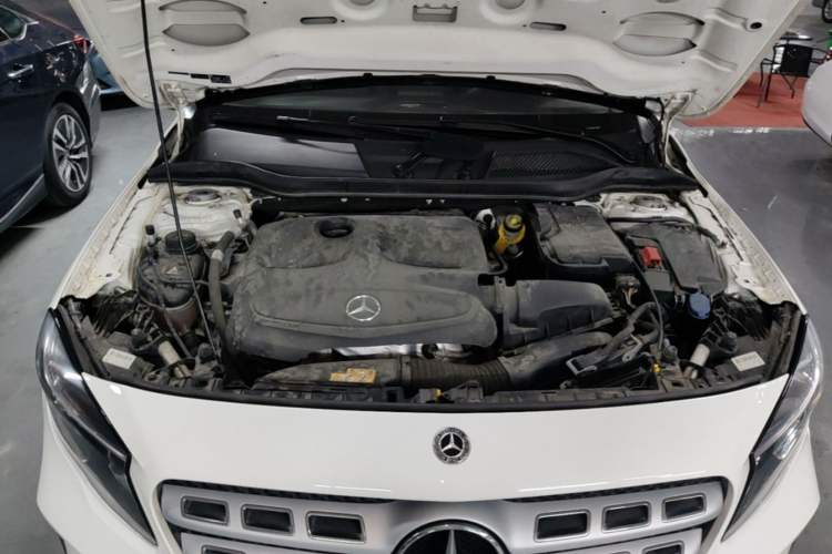 Used Mercedes-Benz GLA 2019 GLA 200 Dynamic Edition Engine Bay