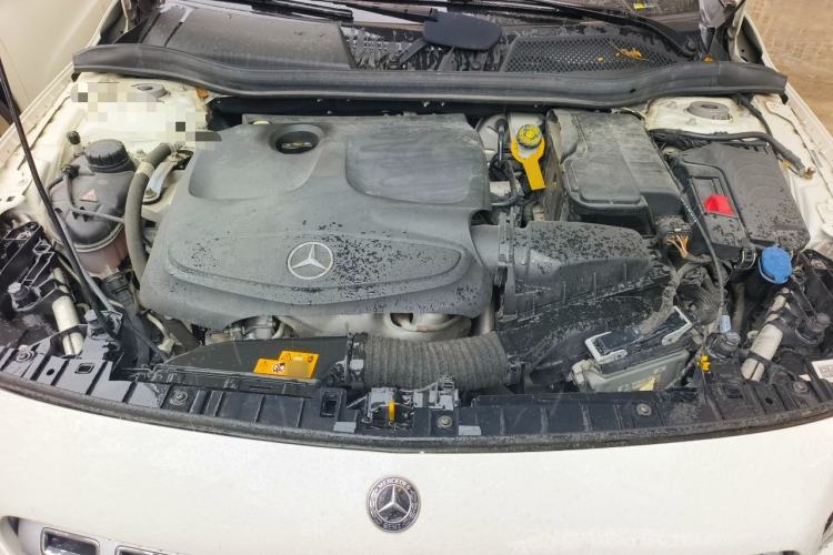 Used Mercedes-Benz GLA 2019 GLA 200 Fashion Model Engine Bay