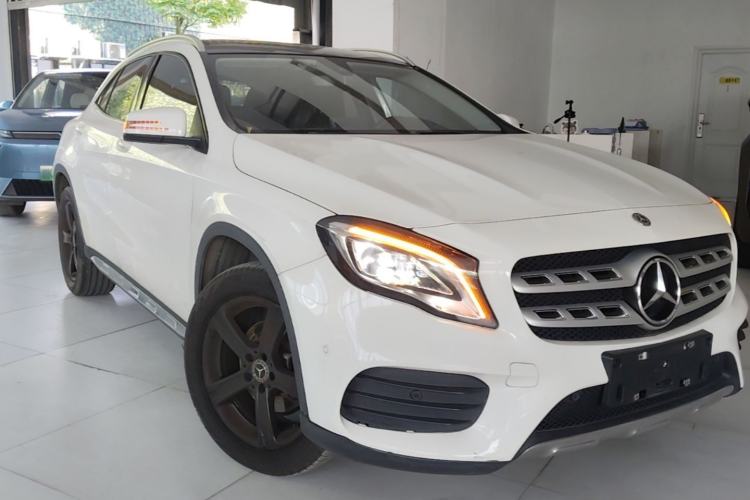 Used Mercedes-Benz GLA 2019 GLA 200 Fashion Model Exterior 1
