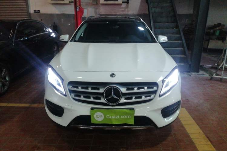 Used Mercedes-Benz GLA 2019 GLA 200 Fashion Model Exterior 1