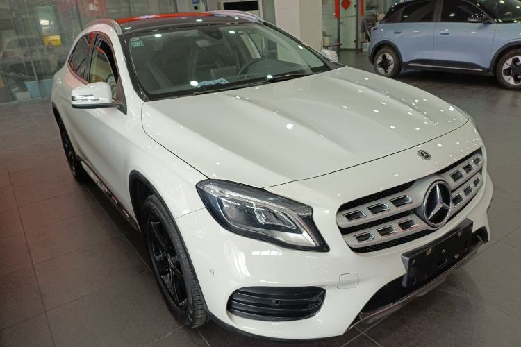Used Mercedes-Benz GLA 2019 GLA 200 Fashion Model Exterior 1
