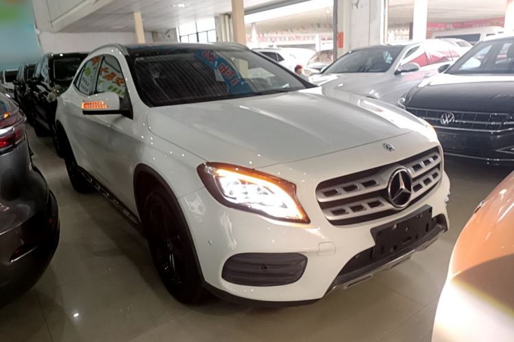 Used Mercedes-Benz GLA 2019 GLA 200 Fashion Model Exterior 1