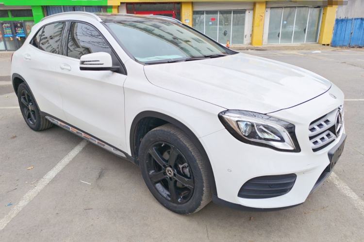 Used Mercedes-Benz GLA 2019 GLA 200 Fashion Model Exterior 1