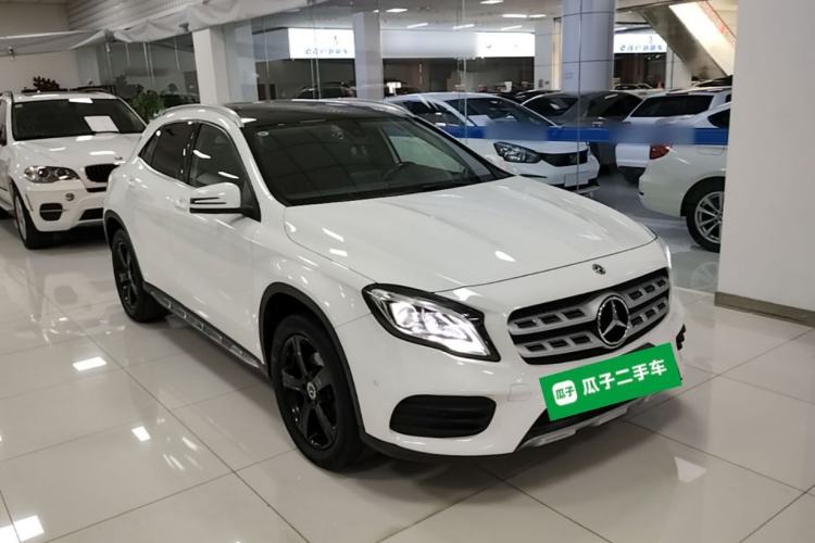 Used Mercedes-Benz GLA 2019 GLA 200 Fashion Model Exterior 1