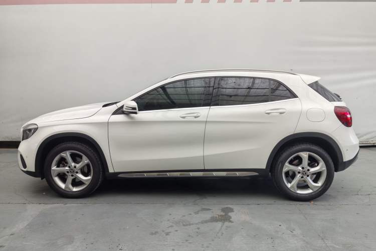Used Mercedes-Benz GLA 2019 GLA 200 Dynamic Edition Exterior 12