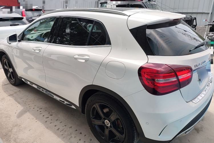 Used Mercedes-Benz GLA 2019 GLA 200 Fashion Model Exterior 2