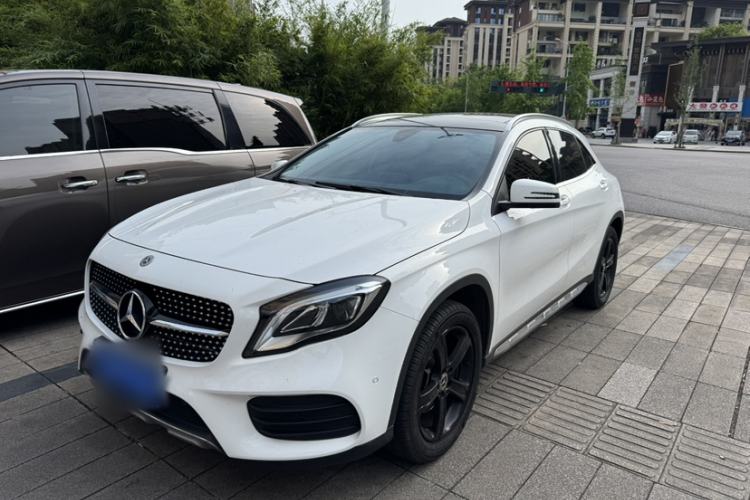 Used Mercedes-Benz GLA 2019 GLA 200 Fashion Model Exterior 2