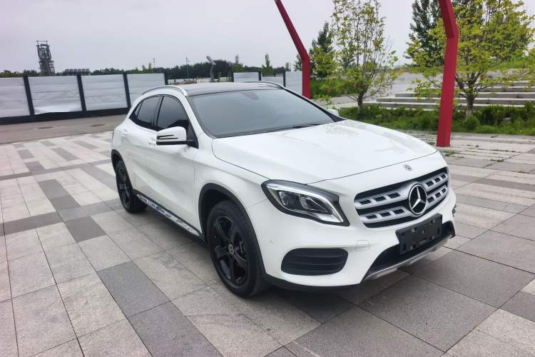 Used Mercedes-Benz GLA 2019 GLA 200 Fashion Model Exterior 2