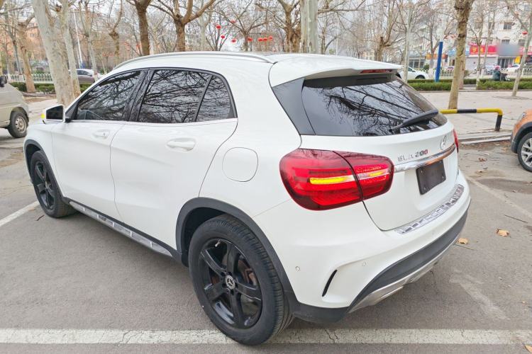 Used Mercedes-Benz GLA 2019 GLA 200 Fashion Model Exterior 2