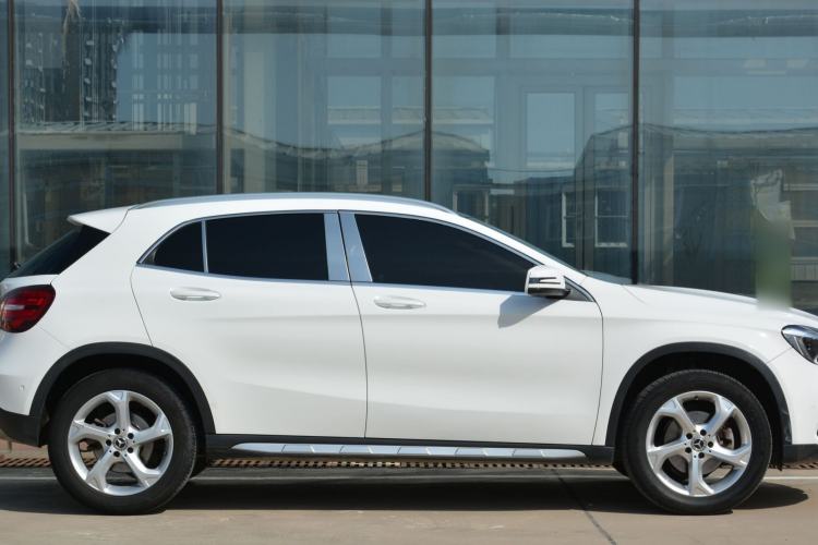 Used Mercedes-Benz GLA 2019 GLA 200 Dynamic Edition Exterior 3