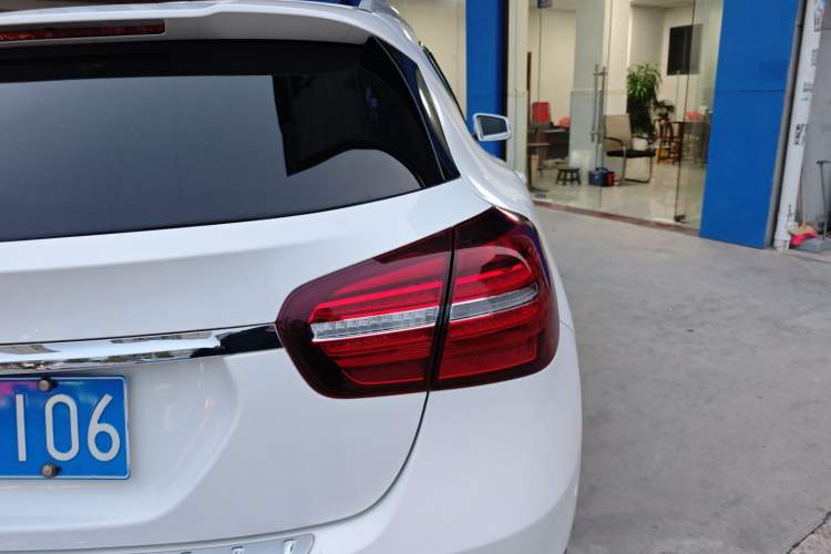 Used Mercedes-Benz GLA 2019 GLA 200 Dynamic Edition Exterior 3