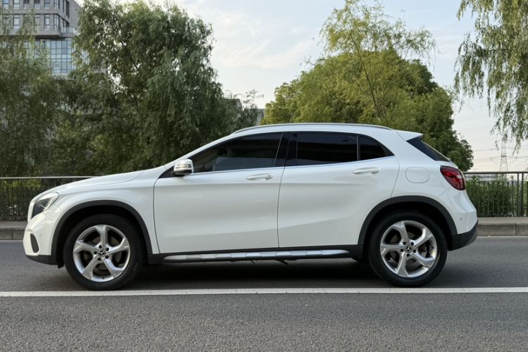 Used Mercedes-Benz GLA 2019 GLA 200 Dynamic Edition Exterior 3