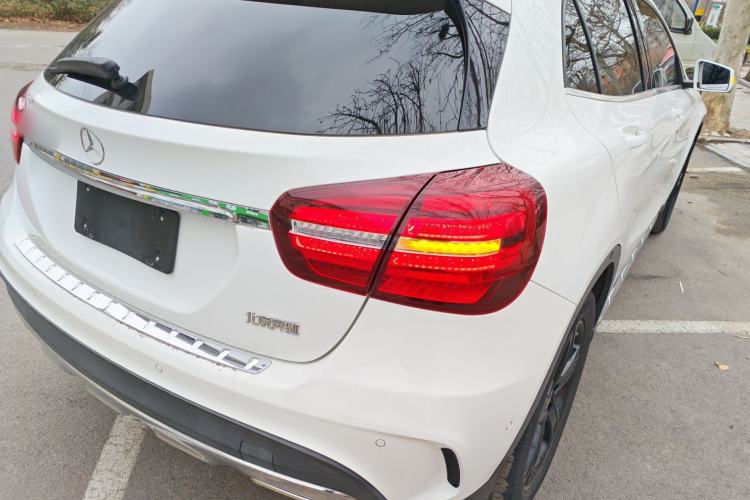Used Mercedes-Benz GLA 2019 GLA 200 Fashion Model Exterior 3