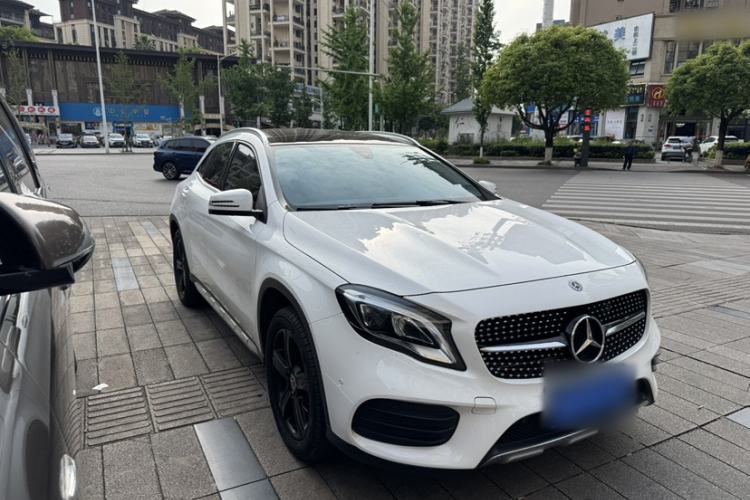 Used Mercedes-Benz GLA 2019 GLA 200 Fashion Model Exterior 4
