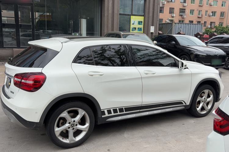 Used Mercedes-Benz GLA 2019 GLA 200 Dynamic Edition Exterior 4