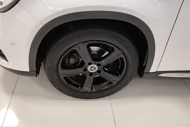 Used Mercedes-Benz GLA 2019 GLA 200 Fashion Model Exterior 4