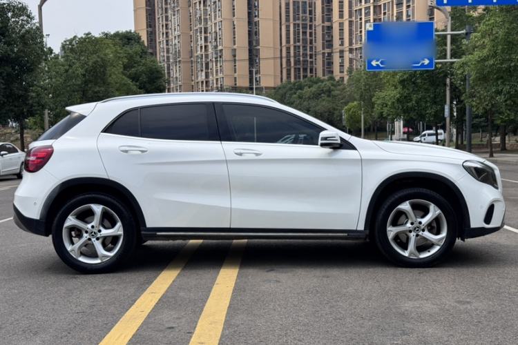 Used Mercedes-Benz GLA 2019 GLA 200 Dynamic Edition Exterior 5