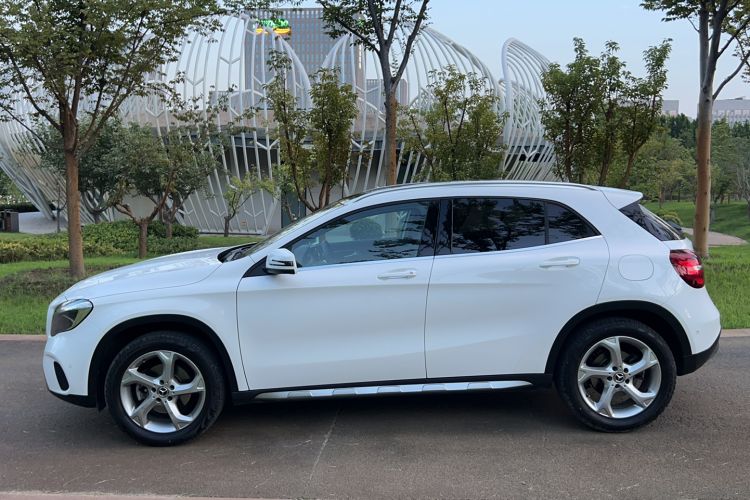 Used Mercedes-Benz GLA 2019 GLA 200 Dynamic Edition Exterior 5