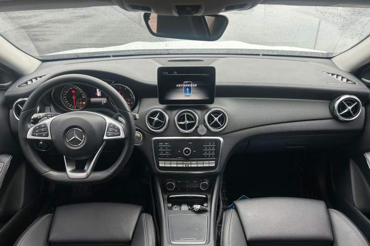 Used Mercedes-Benz GLA 2019 GLA 220 4MATIC Sport Edition Exterior 7