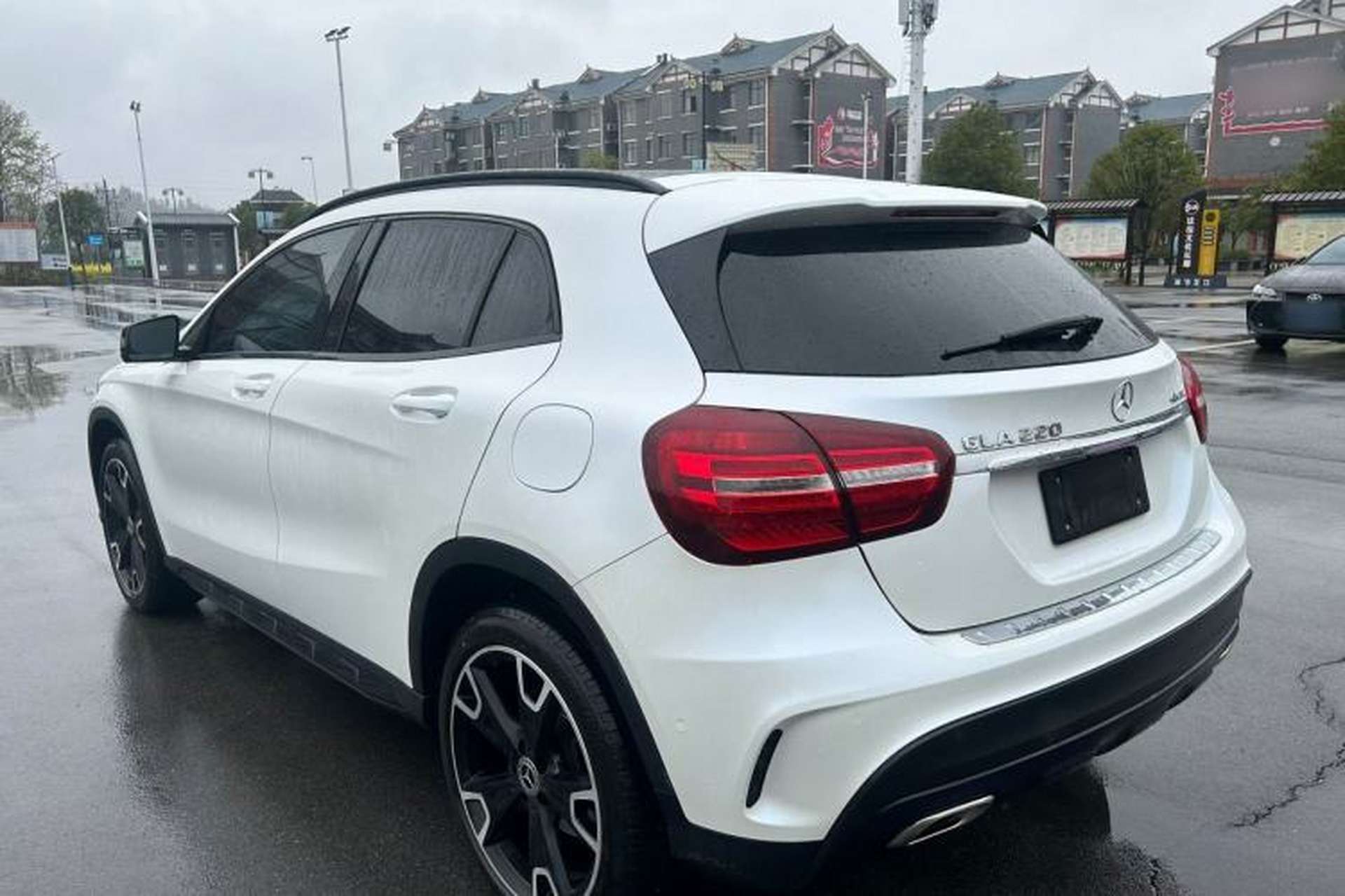 Used Mercedes-Benz GLA 2019 GLA 220 4MATIC Sport Edition Exterior 8