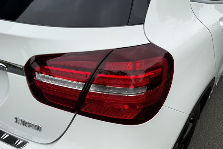Used Mercedes-Benz GLA 2019 GLA 200 Fashion Model Exterior 9