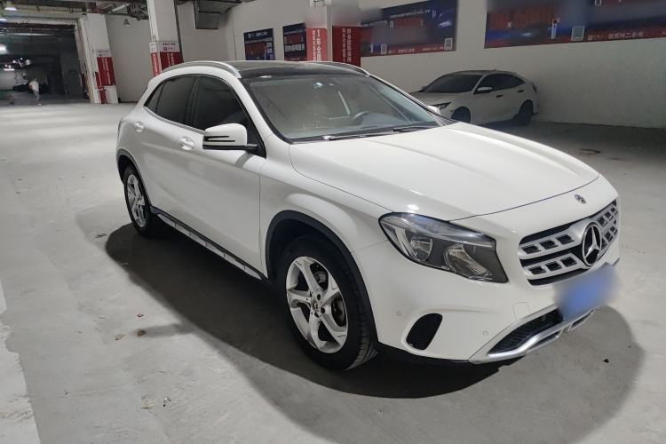 Used Mercedes-Benz GLA 2019 GLA 200 Dynamic Edition Front Right 45 Deg