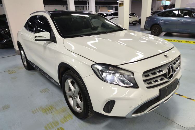 Used Mercedes-Benz GLA 2019 GLA 200 Dynamic Edition Front Right 45 Deg