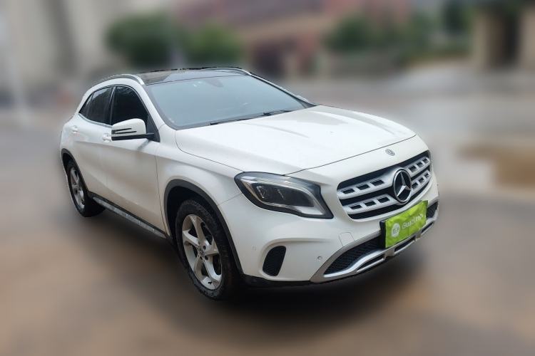 Used Mercedes-Benz GLA 2019 GLA 200 Dynamic Edition Front Right 45 Deg