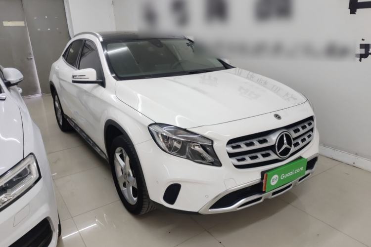 Used Mercedes-Benz GLA 2019 GLA 200 Dynamic Edition Front Right 45 Deg