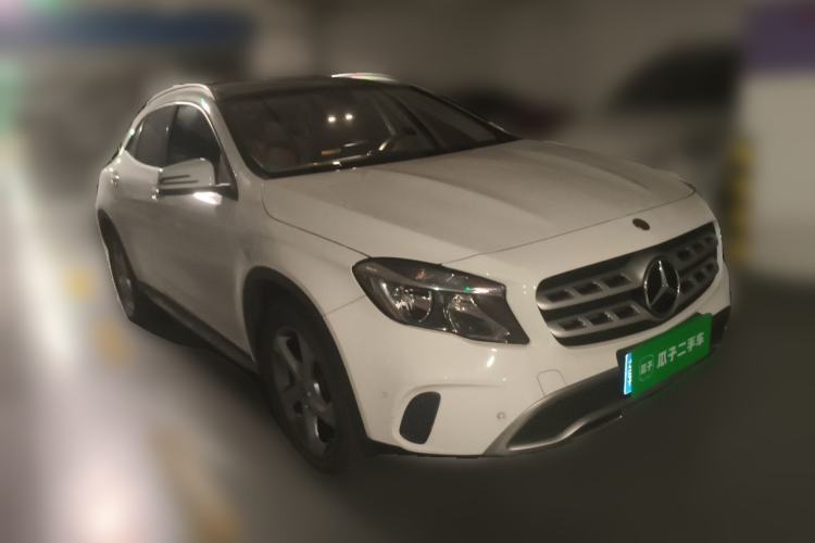 Used Mercedes-Benz GLA 2019 GLA 200 Dynamic Edition Front Right 45 Deg