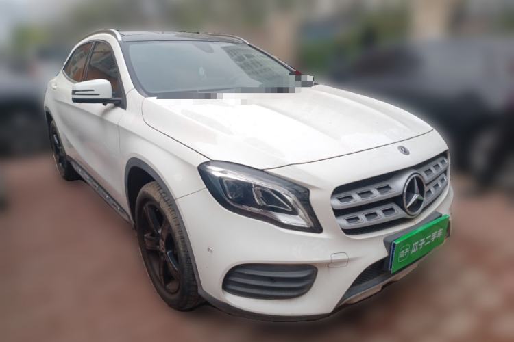 Used Mercedes-Benz GLA 2019 GLA 200 Fashion Model Front Right 45 Deg