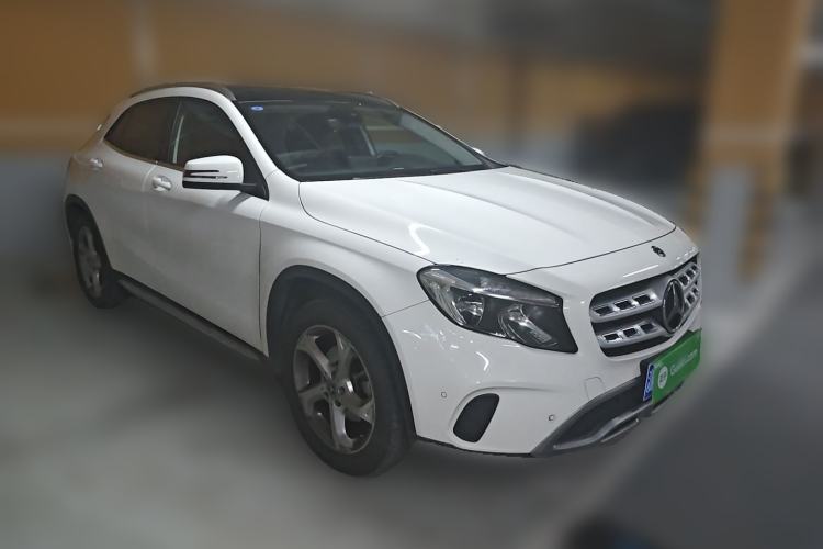 Used Mercedes-Benz GLA 2019 GLA 200 Dynamic Edition Front Right 45 Deg