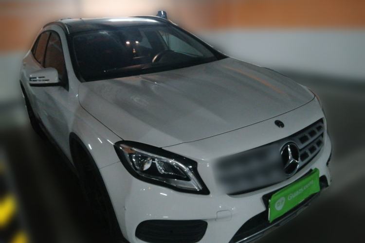 Used Mercedes-Benz GLA 2019 GLA 200 Fashion Model Front Right 45 Deg