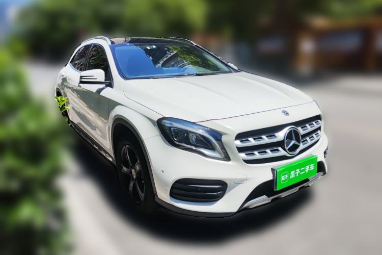 Used Mercedes-Benz GLA 2019 GLA 200 Fashion Model Front Right 45 Deg